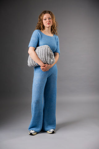 FROST FLOWER - lined bag with clip closure made of pure, Italian, voluminous cashmere with embroidered stick flowers - casual festivity