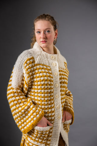 AMBER SOLISTICE - Alpaca and silk cardigan - Warming. Soft. Wonderfully radiant