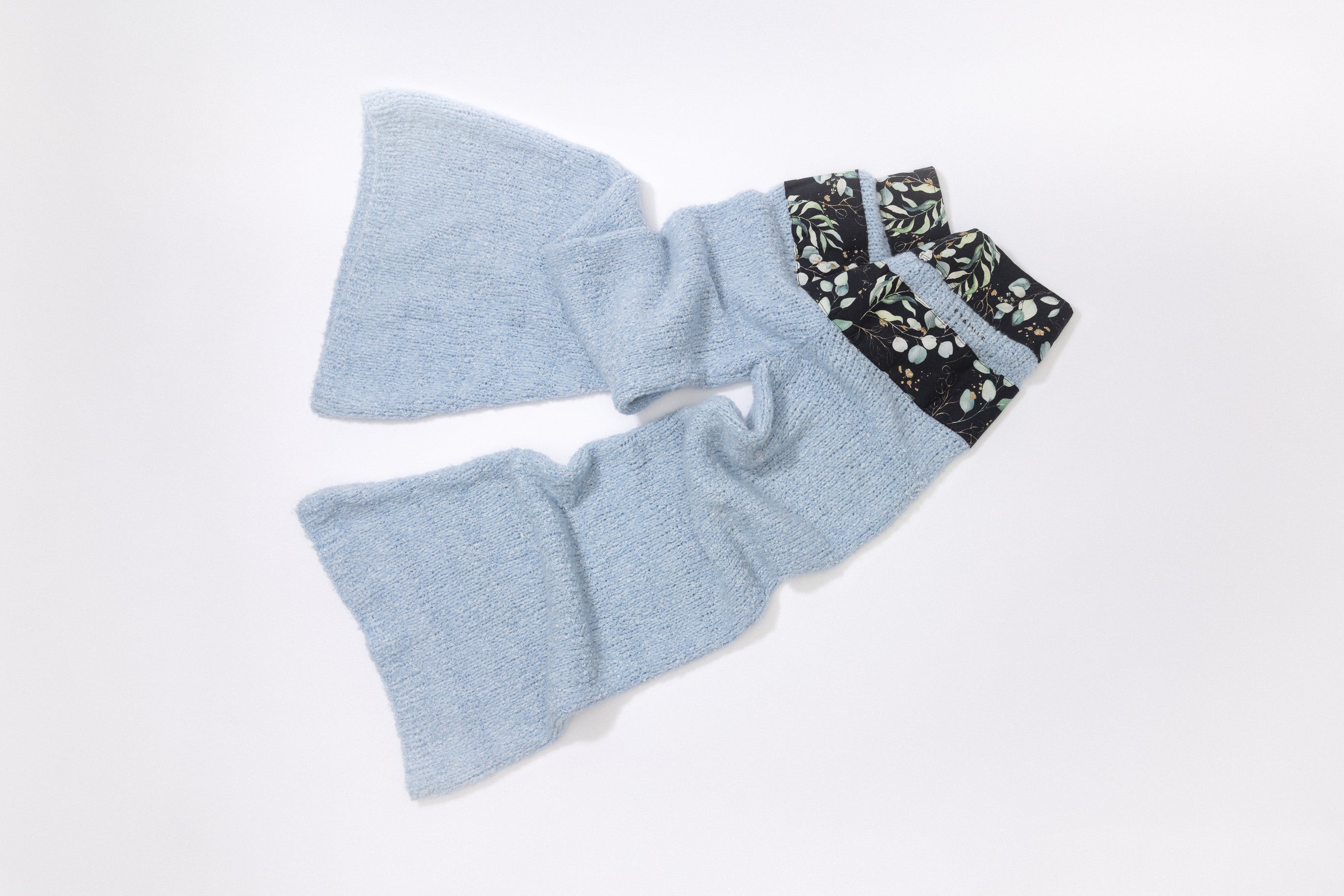 BLUE BLOOM - Pants
